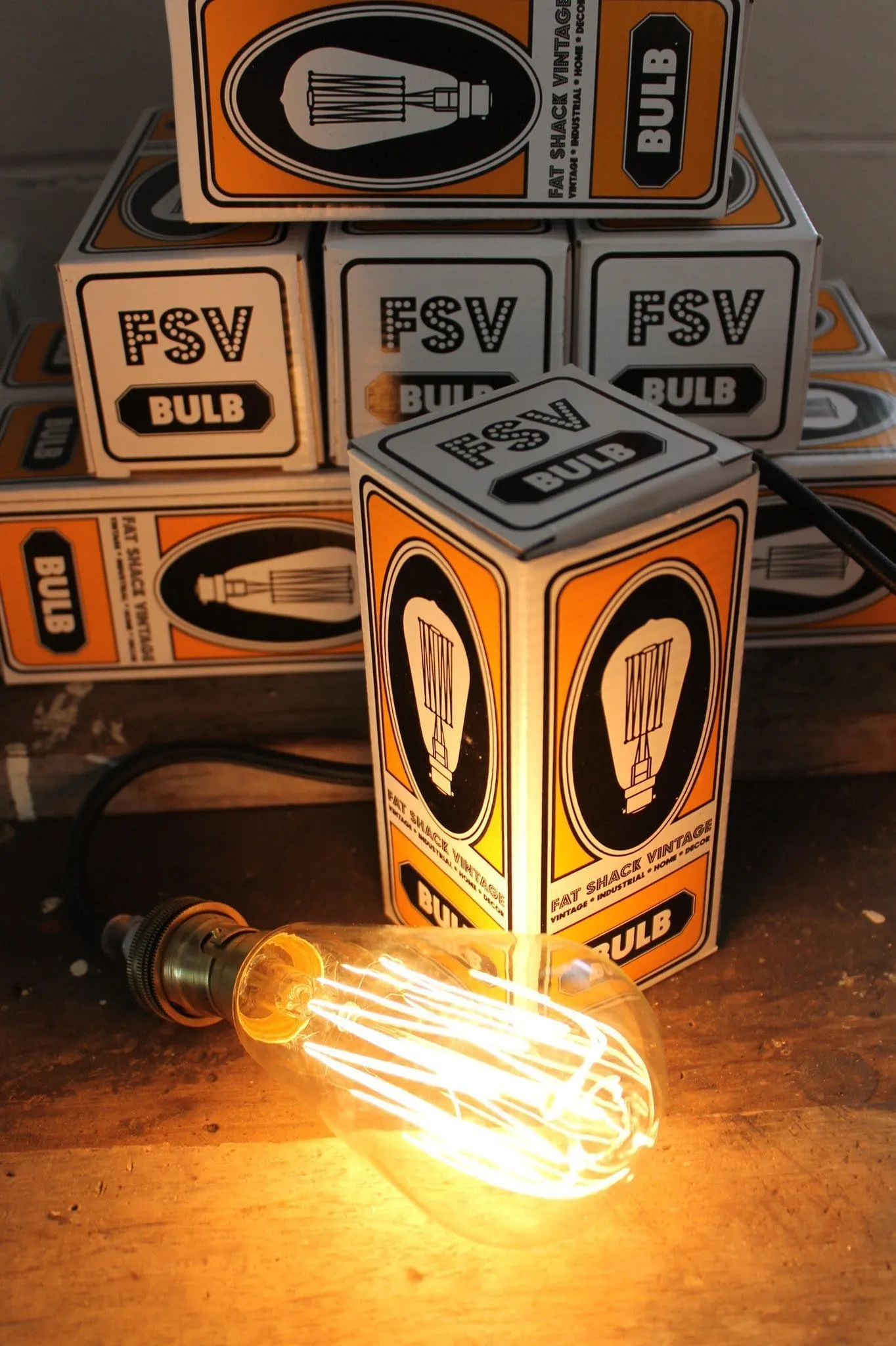 Edison E27 Squirrel Cage Filament ST64 Teardrop 25W 2200K Bulb