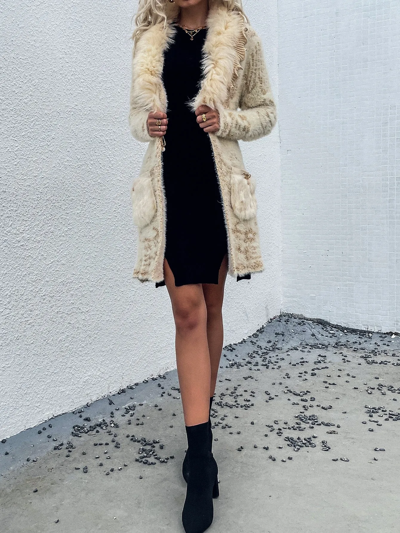 Glamorous Graphic Pocket Long Sleeve V Neck Short Women Cardigan